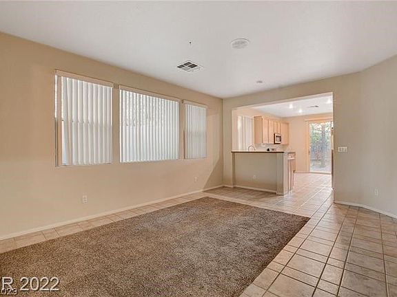 3rd image of 2721 Sweet Willow Ln