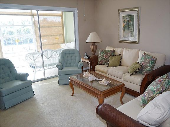 5th image of 2333 Indian River Blvd APT 403