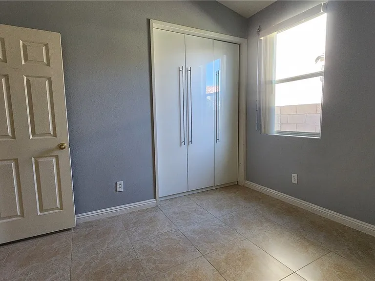 9709 Hawk Cliff Ave — Photo 21