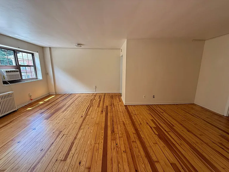 5424 Fifth Ave — Photo 55