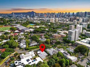 1926 Ualakaa St, Honolulu, HI 96822