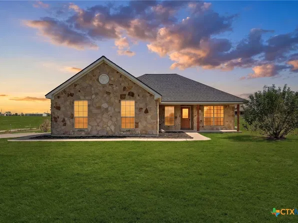 8375 Shaw Rd, Rogers, TX 76569