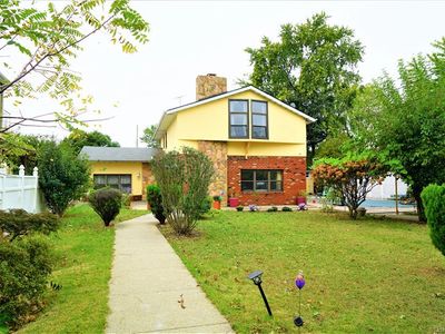 205 Robinson Ave, Bronx, NY, 10465