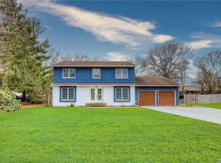 6 Taj Ct, Centereach, NY 11720