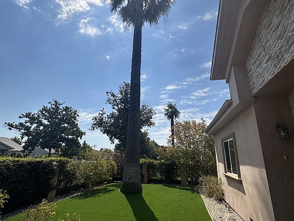 3rd image of 6117 Teesdale Ave