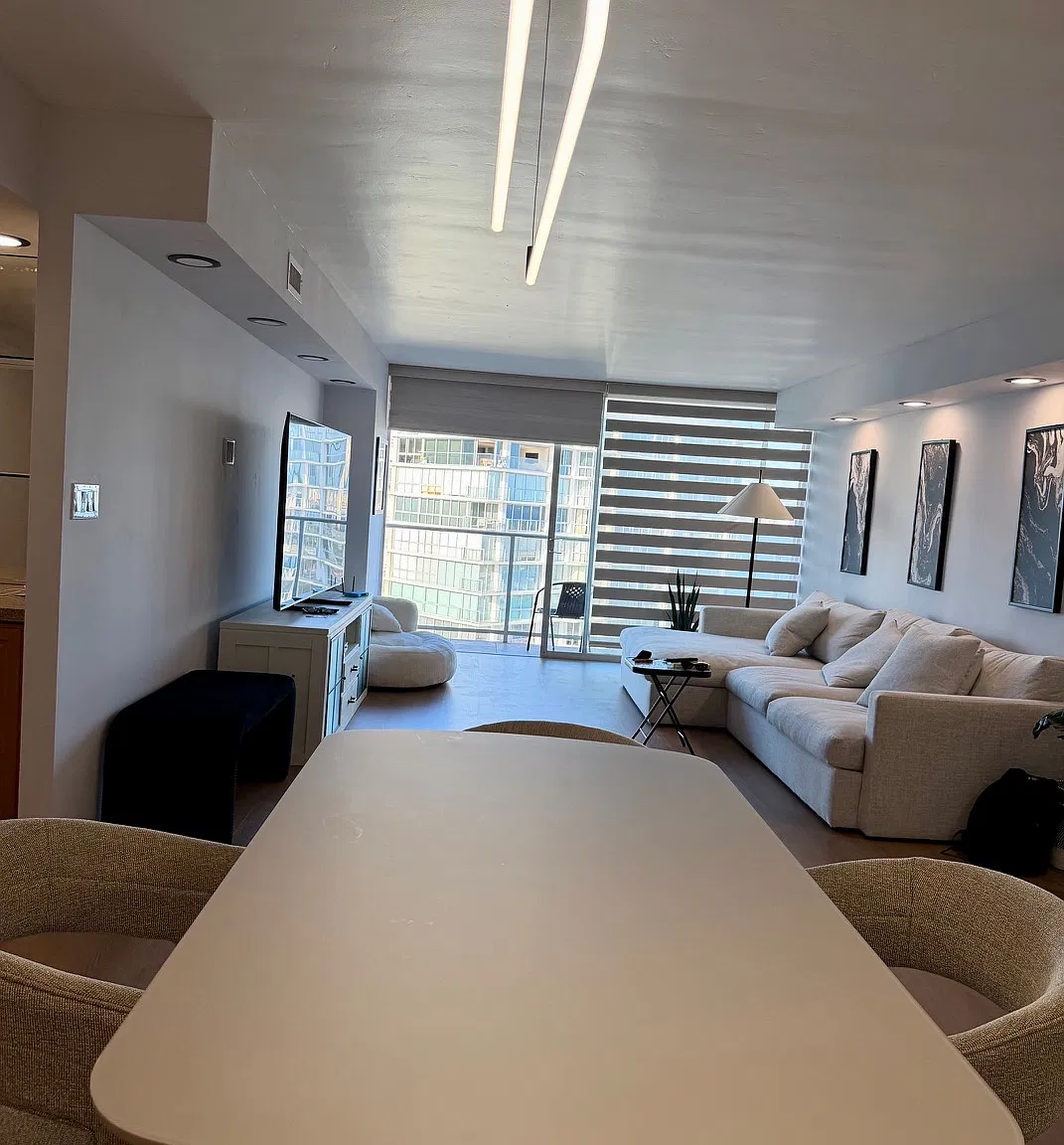 2 bed, 1165 sqft, $8,800 — Photo 3