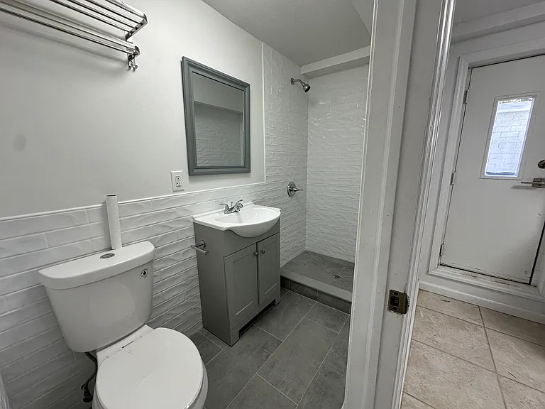 101 Pioneer St #1 — Photo 5