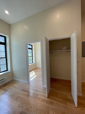 Rented by Douglas Elliman | media 38