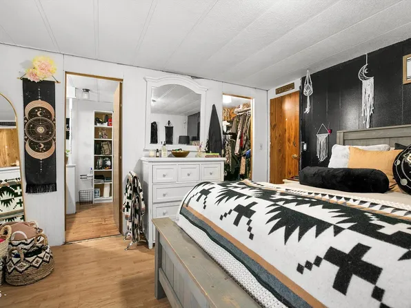 144 N Westview Cir, Otis, OR 97368