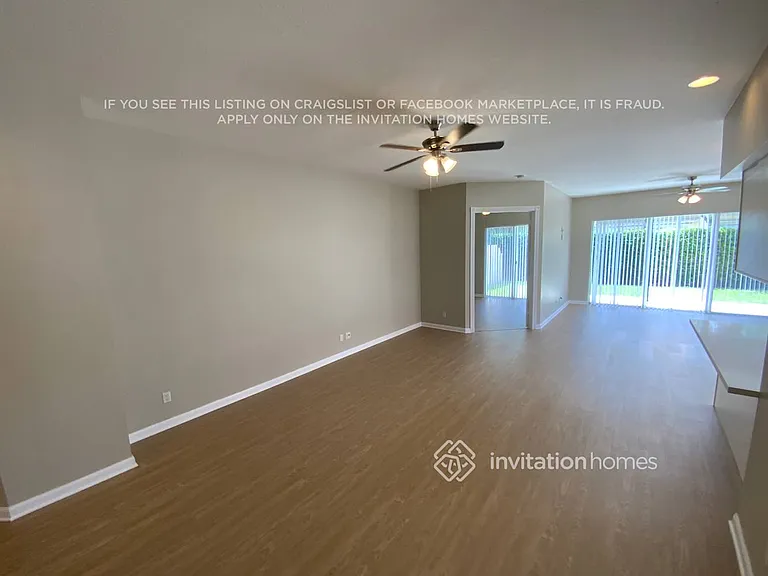 4776 Temple Dr — Photo 6