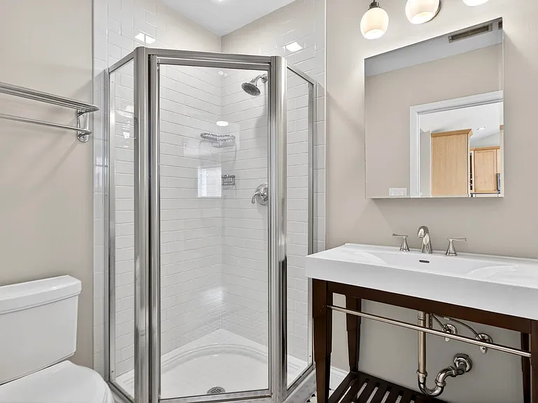 7517 Oxford Dr #3B — Photo 9