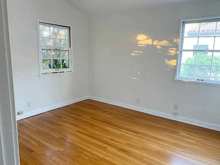 422 N Harper Ave — Photo 18