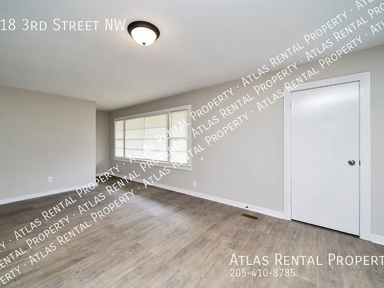 118 3rd St NW — Photo 8