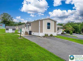 120 Duke St, Walnutport, PA 18088