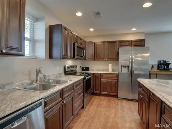 28853 State Highway Z, La Grange, MO 63448