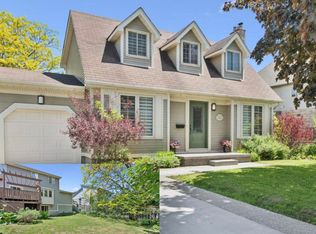 52 Stirling Macgregor Dr, Cambridge, ON N1S4N5