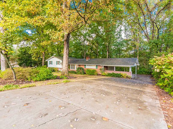 3rd image of 8009 Corteland Dr