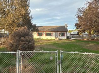 205902 E Schuster Rd, Kennewick, WA 99337