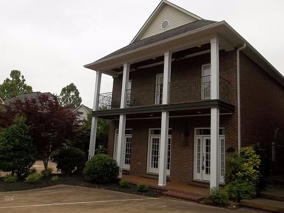 2nd image of 713 Mogridge Ln