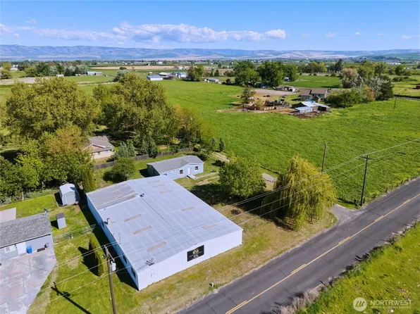 84889 Triangle Station Road, Milton-Freewater, OR 97862