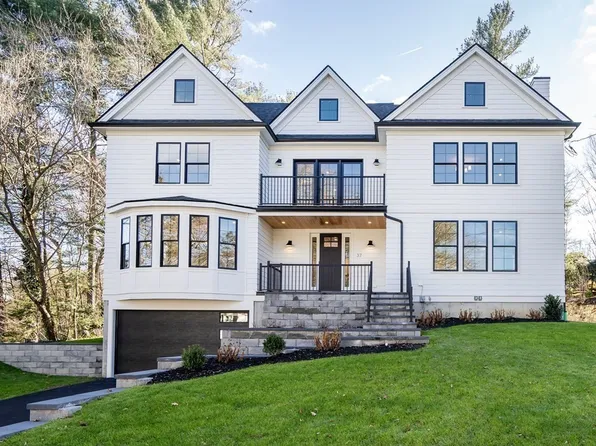 37 Preston Rd, Lexington, MA 02420