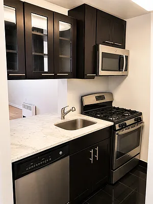 Kitchen, photo 2