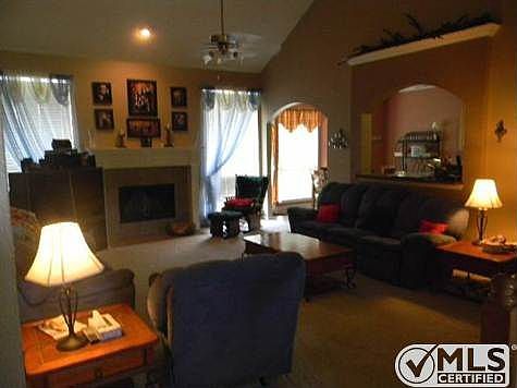 3rd image of 8620 Mary Ct