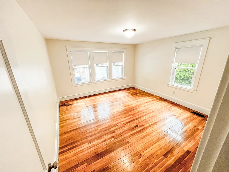 251 Brown St #2 — Photo 18