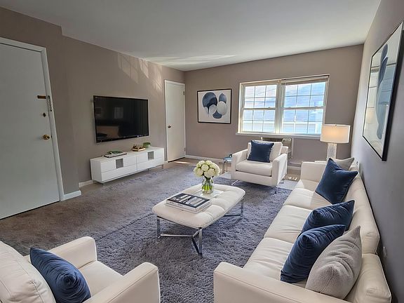 2nd image of 195 3rd Ave APT 2B