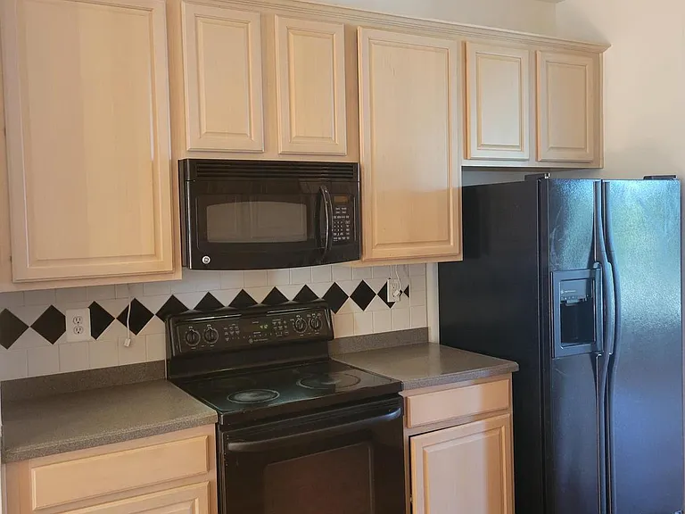 43799 Maison Blanc Sq — Photo 6
