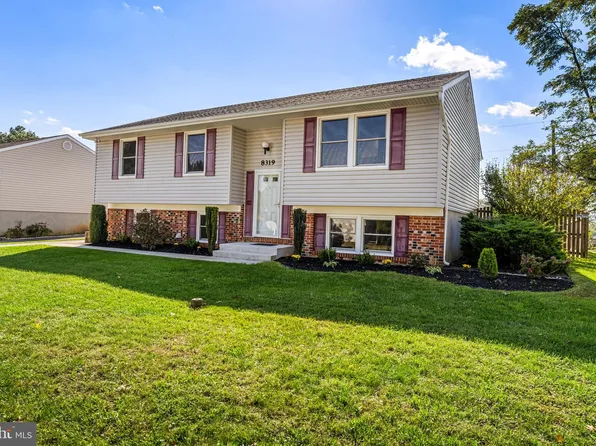 8319 Streamwood Dr, Pikesville, MD 21208
