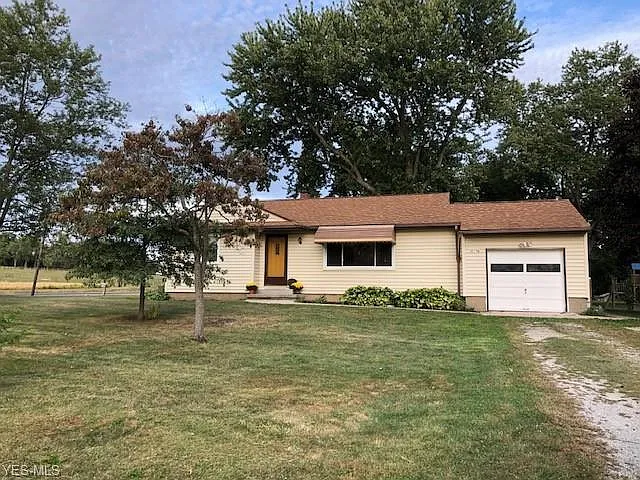 4776 Ogden Dr photo 1