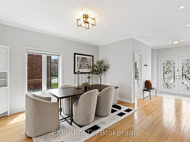 131 Greenwood Rd — Photo 4