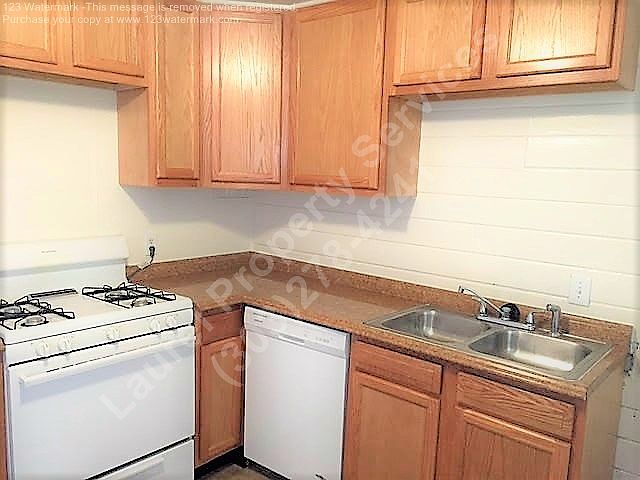2nd image of 190 Washington Ave APT 8