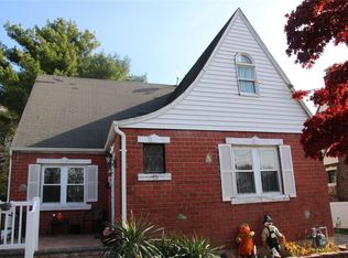 76 Patterson Ave, Hempstead, NY 11550