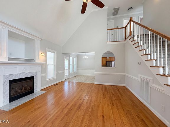 2nd image of 192 Helena Ln