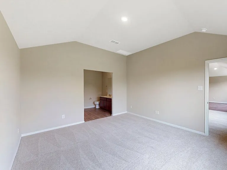 404 Bronze Forest Dr — Photo 31