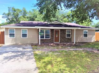 636 2nd St, Hinesville, GA 31313