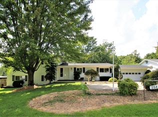 2541 S Luster Ave, Springfield, MO 65804