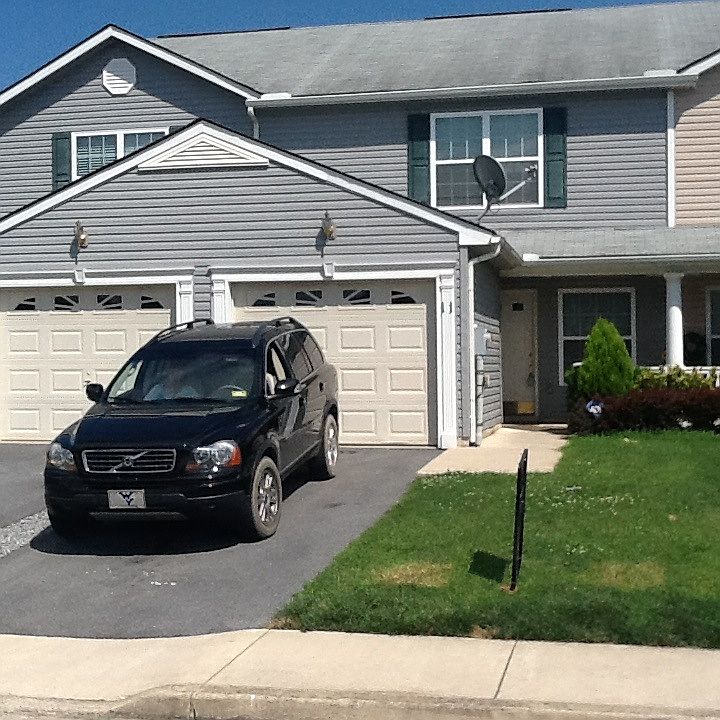 2nd image of 11 Sophie Ln
