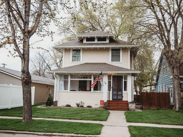19 8th Ave SE, Aberdeen, SD 57401