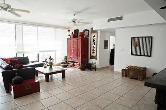 2nd image of 465 Poinciana Island Dr
