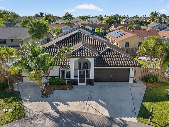 3rd image of 2606 NW 123rd Way