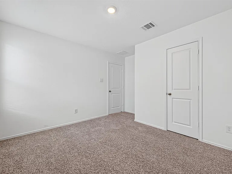 3030 Holland Lakes Dr — Photo 30