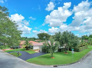 8235 NW 5th St, Coral Springs, FL 33071