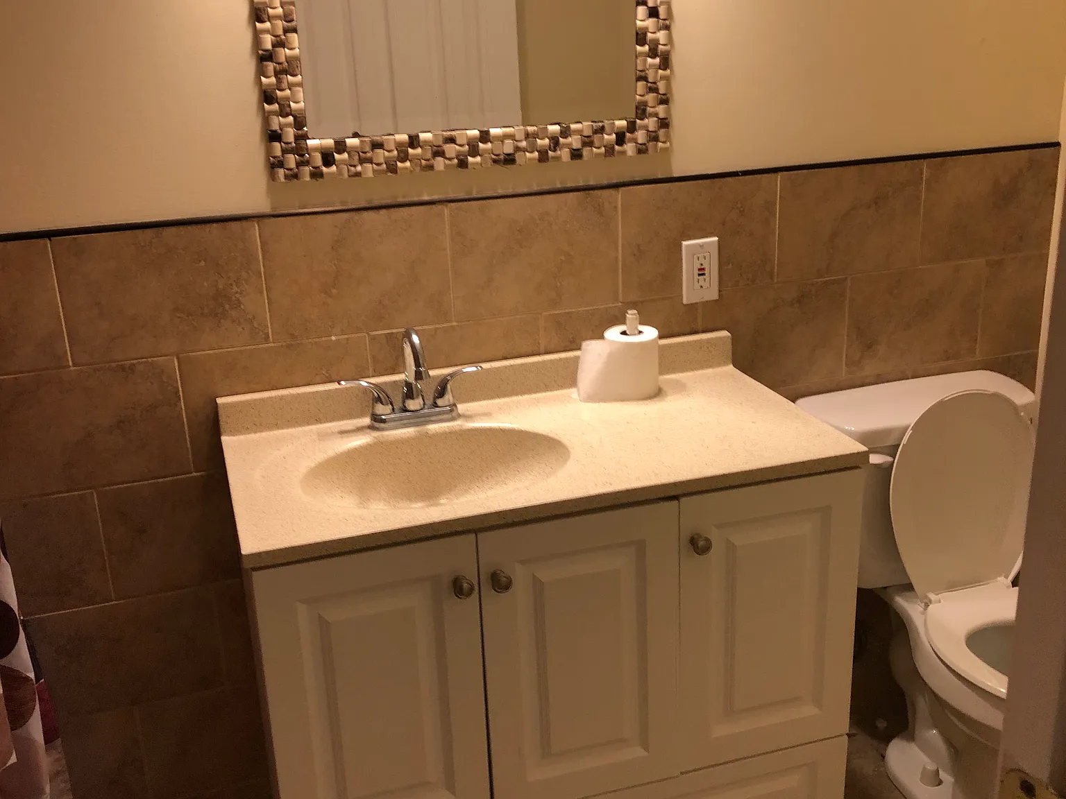2 bed, 850 sqft, $1,385 — Photo 3
