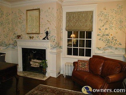 1st Floor Office: 16 x 17