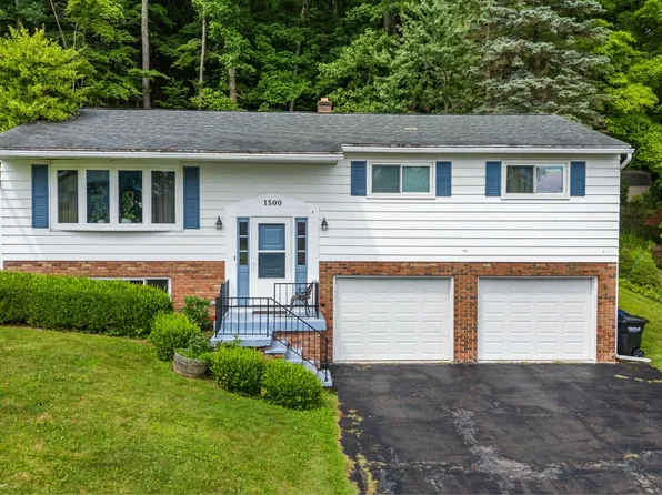 1500 Drexel Dr, Vestal, NY 13850