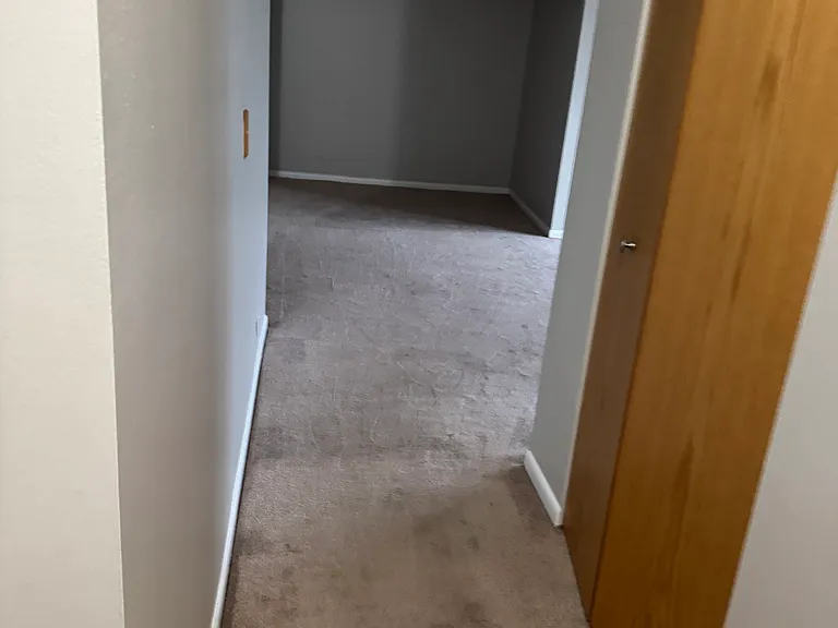 2201 S Stewart Ave — Photo 4