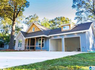 504 9th St, Clanton, AL 35045